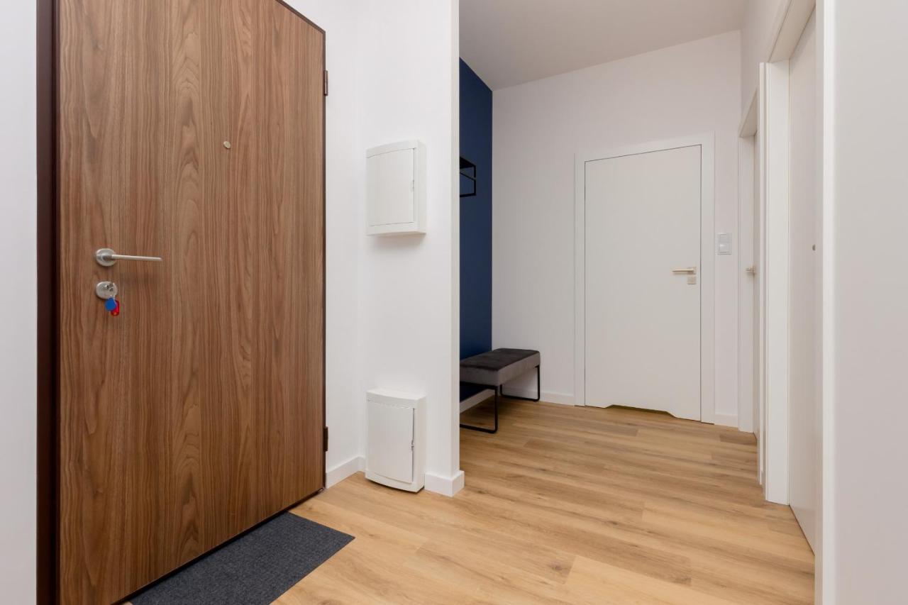 Apartment Avenue Solidarnosci On Wola By Noclegi Renters Varsovia Exterior foto